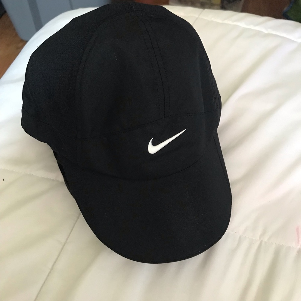 Nike Featherlight Dri-Fir Hat - Black